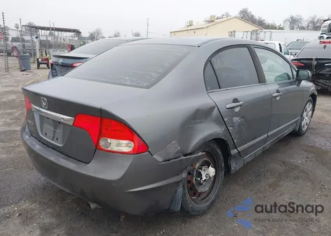 2010 Honda Civic Lx z USA, uszkodzony, nr VIN 19XFA1F5XAE001519